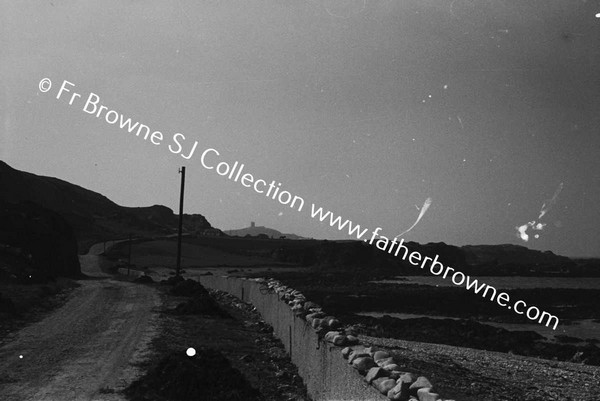 GROUPS NEAR MALIN HEAD